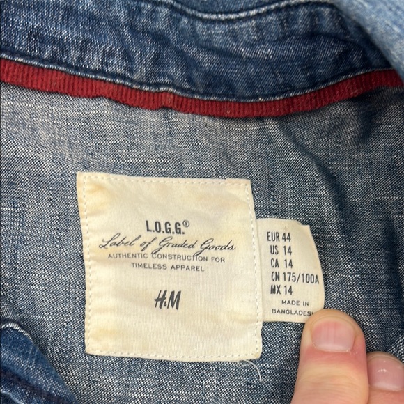 H&M Denim Button-Up Shirt | Women’s Size 14 | Casual Utility Style | 100% Cotton - Picture 2 of 12